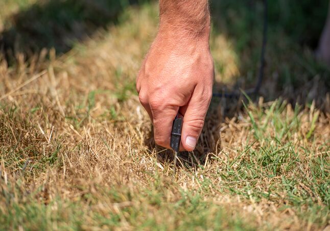 Fence Voltage Indicator